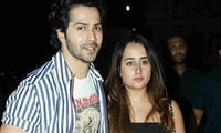 করোনা আতঙ্কের জেরে পাল্টে গেলো বরুণ ধাবনের বিয়ের ভেনু